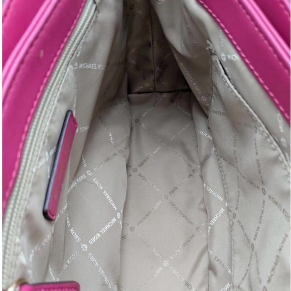 Michael Kors Addison Pink Structured Pebble Leather Bag - Picture 7 of 10